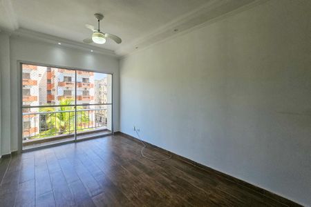 Apartamento para alugar com 82m², 3 quartos e 1 vaga Apartamento para alugar com 82m², 3 quartos e 1 vagaSala