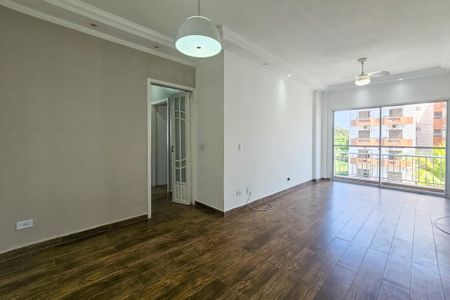 Apartamento para alugar com 82m², 3 quartos e 1 vaga Apartamento para alugar com 82m², 3 quartos e 1 vagaSala