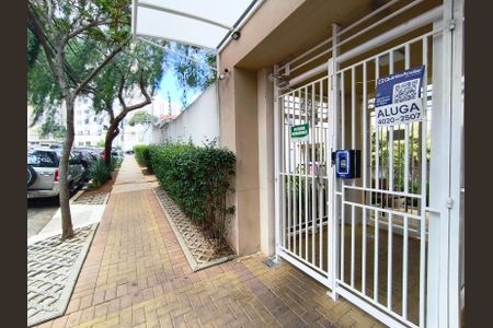 Apartamento para alugar com 41m², 2 quartos e sem vaga Apartamento para alugar com 41m², 2 quartos e sem vagaFachada + Plaquinha