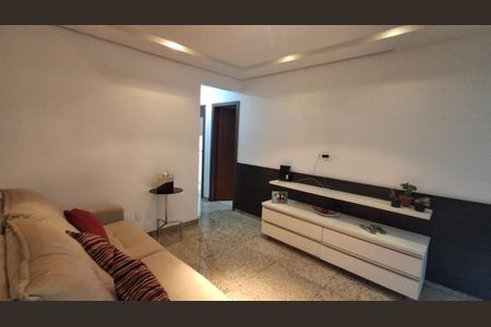 Foto 02 de apartamento à venda com 3 quartos, 98m² em Castelo, Belo Horizonte