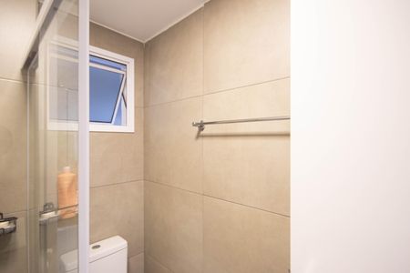 Apartamento à venda com 65m², 2 quartos e 1 vaga Apartamento à venda com 65m², 2 quartos e 1 vagaBanheiro Social