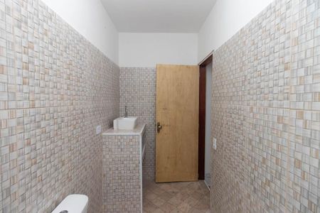 Casa para alugar com 55m², 1 quarto e sem vagaBanheiro