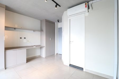 Studio à venda com 30m², 1 quarto e sem vagaSala/Quarto
