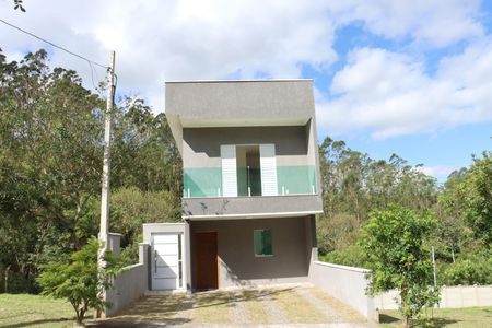 Casa de condomínio para alugar com 140m², 3 quartos e 2 vagasFachada