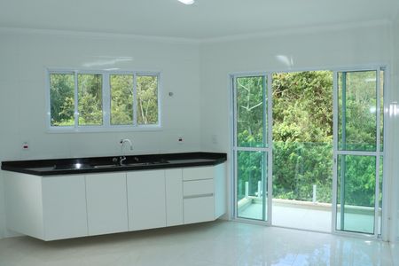 Casa de condomínio para alugar com 140m², 3 quartos e 2 vagasCozinha