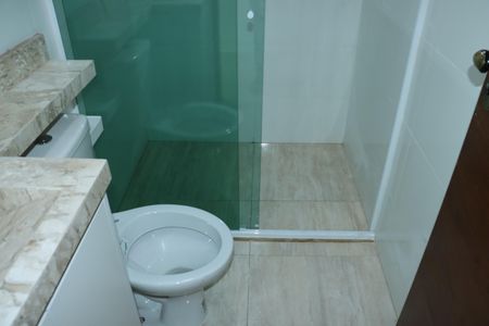 Casa de condomínio para alugar com 140m², 3 quartos e 2 vagasBanheiro 1