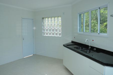 Casa de condomínio para alugar com 140m², 3 quartos e 2 vagasCozinha