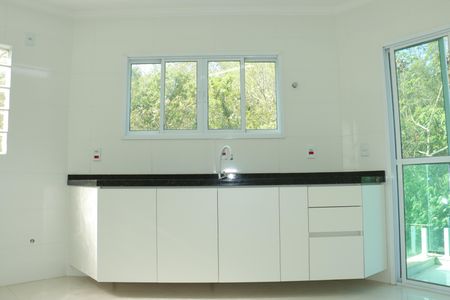 Casa de condomínio para alugar com 140m², 3 quartos e 2 vagasCozinha