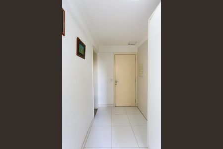 Apartamento à venda com 126m², 3 quartos e 2 vagas Apartamento à venda com 126m², 3 quartos e 2 vagasÁrea de Serviço