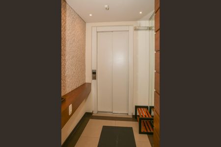 Apartamento para alugar com 176m², 4 quartos e 3 vagas Apartamento para alugar com 176m², 4 quartos e 3 vagasHall do elevador