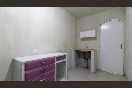 Casa para alugar com 30m², 1 quarto e sem vaga Casa para alugar com 30m², 1 quarto e sem vagaKitnet