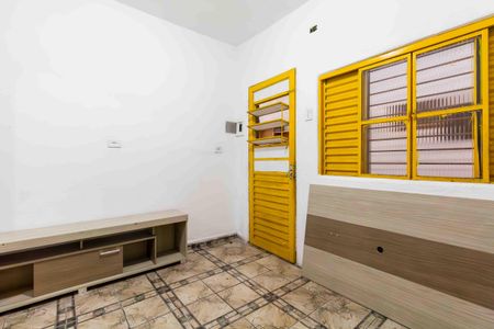 Sala/Cozinha de casa para alugar com 1 quarto, 39m² em Jardim Verônia, São Paulo