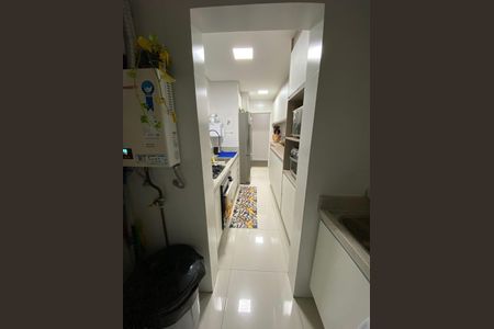 Apartamento à venda com 60m², 2 quartos e 1 vagaÁrea de Serviço