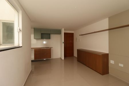 Sala de apartamento à venda com 3 quartos, 62m² em Vila Lucinda, Santo André