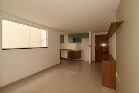 Sala de apartamento à venda com 3 quartos, 62m² em Vila Lucinda, Santo André