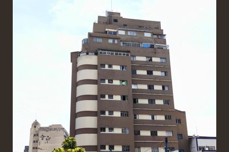 Studio à venda com 33m², 1 quarto e sem vaga Studio à venda com 33m², 1 quarto e sem vagaFachada