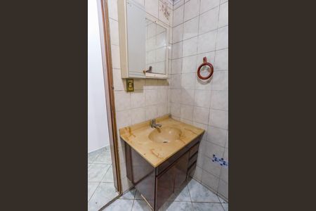 Casa à venda com 199m², 5 quartos e 2 vagasBanheiro social 2