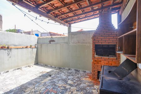 Casa à venda com 199m², 5 quartos e 2 vagasChurrasqueira