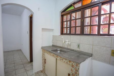 Casa à venda com 199m², 5 quartos e 2 vagasCozinha 