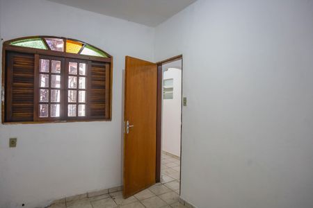 Casa à venda com 199m², 5 quartos e 2 vagasQuarto 2 