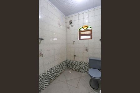 Casa à venda com 199m², 5 quartos e 2 vagasBanheiro social 1 