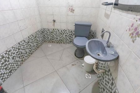 Casa à venda com 199m², 5 quartos e 2 vagasBanheiro social 1 