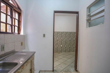 Casa à venda com 199m², 5 quartos e 2 vagasCozinha 