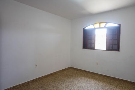 Casa à venda com 199m², 5 quartos e 2 vagasQuarto 4 