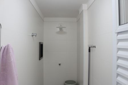 Apartamento à venda com 162m², 3 quartos e 2 vagasBanheiro 1