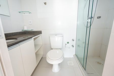 Apartamento para alugar com 135m², 2 quartos e 2 vagasBanheiro da Suíte