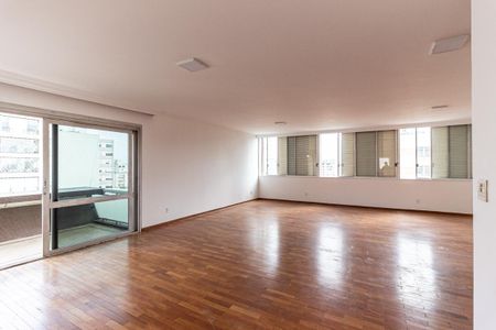 Apartamento para alugar com 220m², 3 quartos e 2 vagasSala