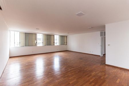 Apartamento para alugar com 220m², 3 quartos e 2 vagasSala