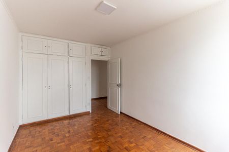 Apartamento para alugar com 220m², 3 quartos e 2 vagasQuarto 1