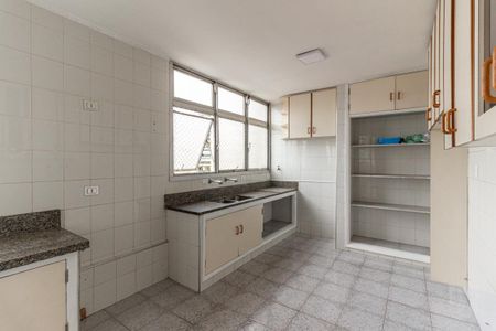 Apartamento para alugar com 220m², 3 quartos e 2 vagasCozinha