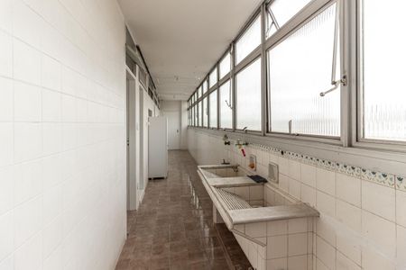 Apartamento para alugar com 220m², 3 quartos e 2 vagasÁrea de Serviço