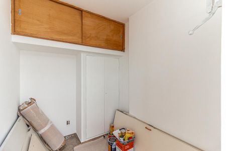 Apartamento para alugar com 220m², 3 quartos e 2 vagasQuarto de Serviço