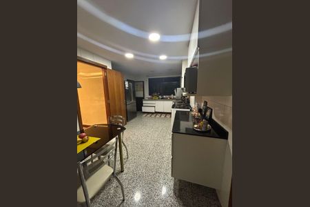 Cozinha de apartamento para alugar com 4 quartos, 236m² em Boa Viagem, Niterói