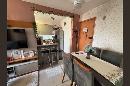 Sala de apartamento à venda com 2 quartos, 58m² em Vila Rosa, Novo Hamburgo