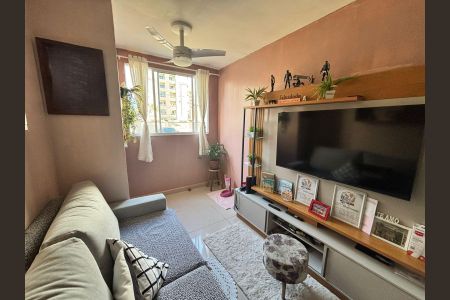 Sala de apartamento à venda com 2 quartos, 58m² em Vila Rosa, Novo Hamburgo
