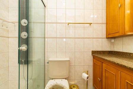 Apartamento à venda com 78m², 2 quartos e 1 vagaBanheiro da Suíte 1