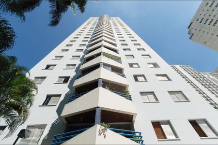 Apartamento à venda com 78m², 2 quartos e 1 vagaFachada