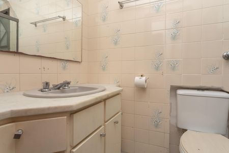 Apartamento à venda com 169m², 2 quartos e 2 vagas Apartamento à venda com 169m², 2 quartos e 2 vagasBanheiro