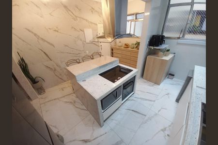 Apartamento à venda com 120m², 3 quartos e 1 vagaFoto 03