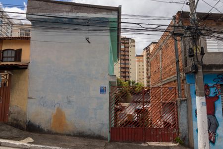 Casa para alugar com 80m², 2 quartos e 1 vagaFachada