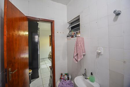 Casa à venda com 156m², 2 quartos e 3 vagas Casa à venda com 156m², 2 quartos e 3 vagasBanheiro da Suíte