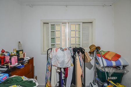 Casa à venda com 156m², 2 quartos e 3 vagas Casa à venda com 156m², 2 quartos e 3 vagasQuarto