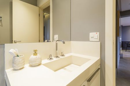Apartamento à venda com 94m², 2 quartos e 2 vagasBanheiro Social