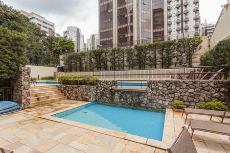 Apartamento à venda com 94m², 2 quartos e 2 vagasÁrea comum - Piscina