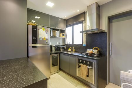 Apartamento à venda com 94m², 2 quartos e 2 vagasCozinha