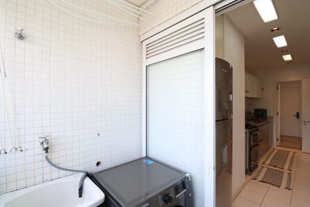Apartamento à venda com 127m², 2 quartos e 2 vagasCozinha e Área de Serviço